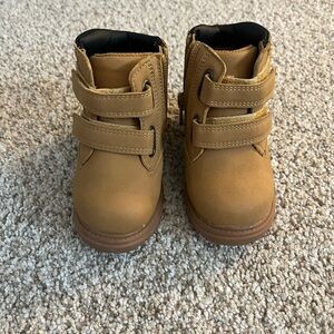 Wonder Nation Toddler Tan Boots with Straps